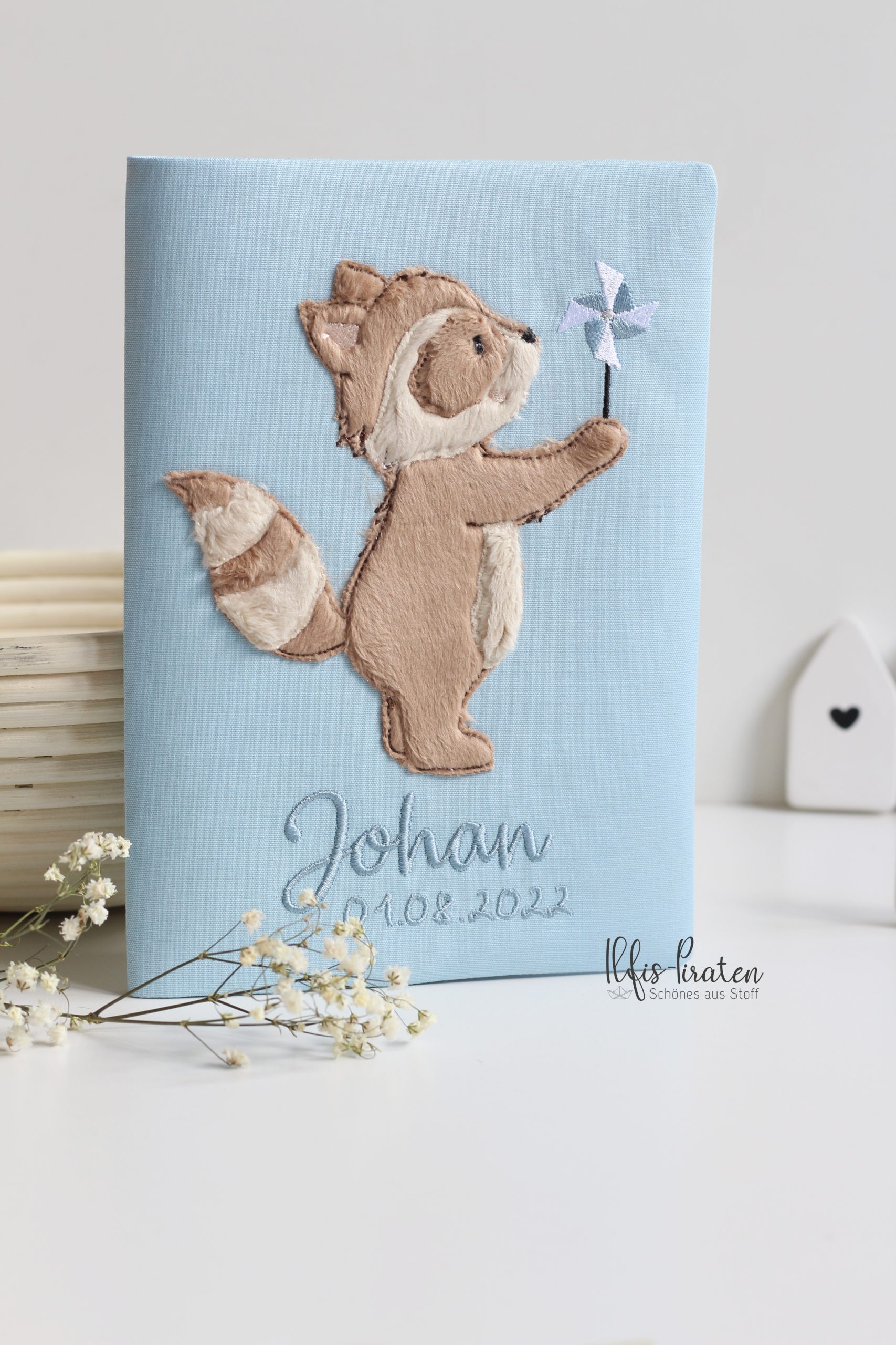 Gesundheitsheft Hülle Waschbärjunge Design für Jungen und Mädchen