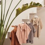 Badeponcho mit Ohren in Rosa (personalisierbar) – Bild 2