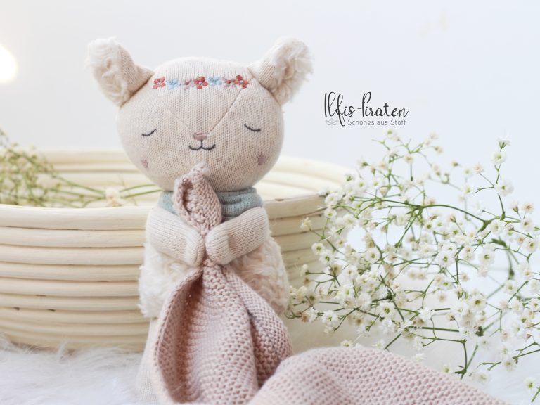 Bio Schnuffeltuch Lamm – Personalisierbares Bio-Kuscheltuch für Babys | Geschenkidee