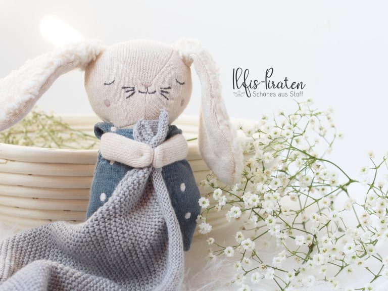 Bio Schnuffeltuch Hase blau– Personalisierbares Bio-Kuscheltuch für Babys | Geschenkidee
